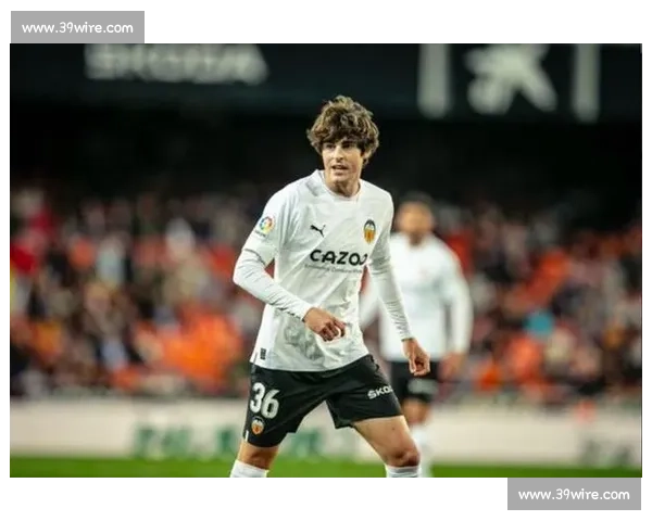 瓦伦西亚敲定丹朱马！荷兰边锋点头同意回归西甲