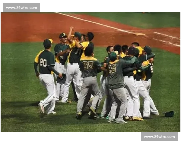 棒球世界冠军榜揭晓，悬念迭起，球迷热议！